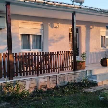 אגיה טריאדה Villa Costa מראה חיצוני תמונה